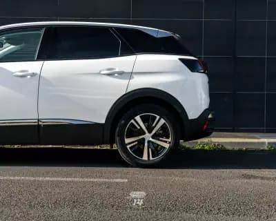 Sell Peugeot 3008 2019 - 17990 EUR, 149900 km - AUTO.MOTO.pt