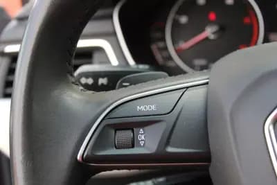 Vendo Audi A4 2019 - 19990 EUR, 168000 km - AUTO.MOTO.pt