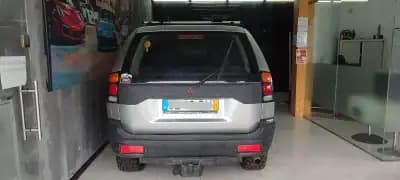 Vendo Mitsubishi Pajero Sport 2002 - 9000 EUR, 235000 km - AUTO.MOTO.pt