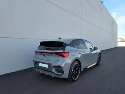 Vendo Cupra Born 2024 - 32400 EUR, 12000 km - AUTO.MOTO.pt