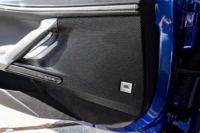 Sell Ferrari SF90 2021 - 685000 EUR, 858 km - AUTO.MOTO.pt