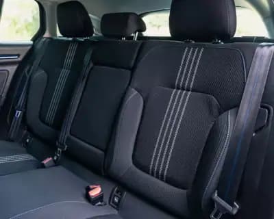 Sell Renault Mégane Sport Tourer 2018 - 15990 EUR, 126740 km - AUTO.MOTO.pt