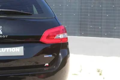 Vendo Peugeot 308 SW 2014 - 8949 EUR, 199900 km - AUTO.MOTO.pt