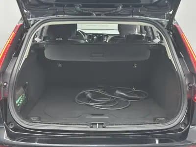 Vendo Volvo V60 2023 - 38500 EUR, 60000 km - AUTO.MOTO.pt