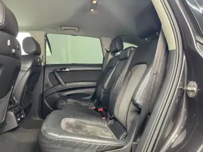 Vendo Audi Q7 2007 - 12250 EUR, 284000 km - AUTO.MOTO.pt