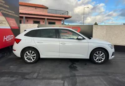 Vendo Skoda Scala 2022 - 15990 EUR, 81100 km - AUTO.MOTO.pt