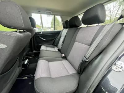 Vendo Volkswagen Golf 2002 - 5900 EUR, 257000 km - AUTO.MOTO.pt