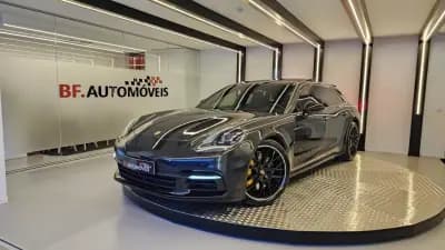 Sell Porsche Panamera Sport Turismo 2018 - 71900 EUR, 135500 km - AUTO.MOTO.pt