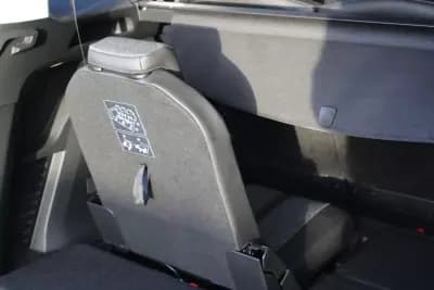 Vendo Peugeot 5008 2018 - 21990 EUR, 116000 km - AUTO.MOTO.pt