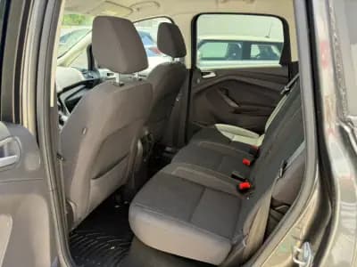 Vendo Ford C-Max 2016 - 12995 EUR, 185000 km - AUTO.MOTO.pt