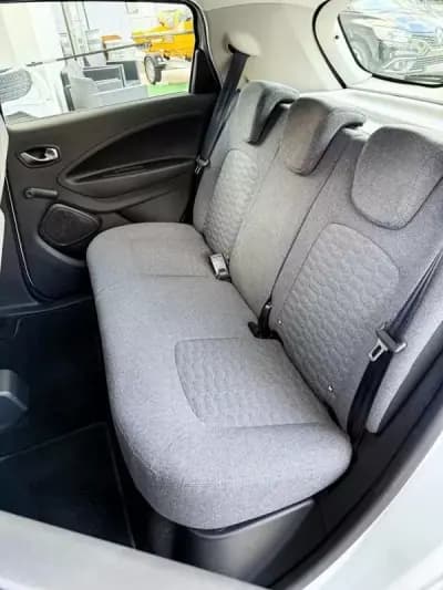 Vendo Renault Zoe 2021 - 16900 EUR, 23000 km - AUTO.MOTO.pt