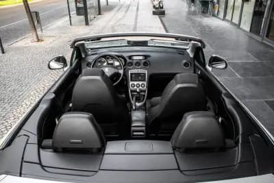 Vendo Peugeot 308 CC 2010 - 10450 EUR, 210184 km - AUTO.MOTO.pt