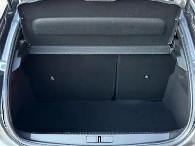 Sell Peugeot 208 2020 - 14250 EUR, 44000 km - AUTO.MOTO.pt