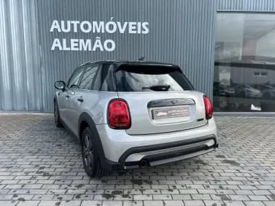 Sell MINI 2023 - 25750 EUR, 34717 km - AUTO.MOTO.pt