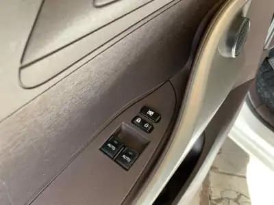 Sell Toyota iQ 2009 - 7500 EUR, 123054 km - AUTO.MOTO.pt