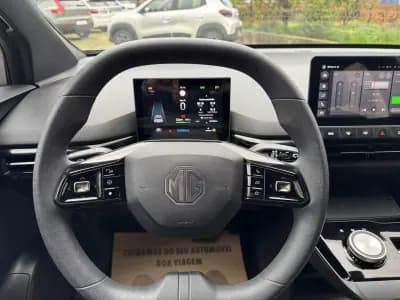 Vendo MG MG4 2023 - 18990 EUR, 44000 km - AUTO.MOTO.pt