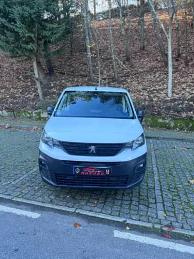 Sell Peugeot Partner 2022 - 14500 EUR, 132662 km - AUTO.MOTO.pt