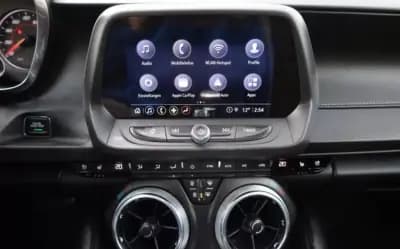 Sell Chevrolet Camaro 2021 - 74990 EUR, 74400 km - AUTO.MOTO.pt