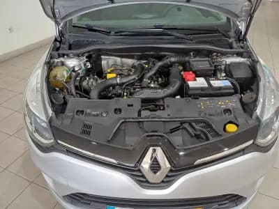 Sell Renault Clio 2017 - 12190 EUR, 82674 km - AUTO.MOTO.pt
