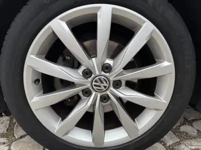 Sell Volkswagen Golf Variant 2015 - 12750 EUR, 160000 km - AUTO.MOTO.pt