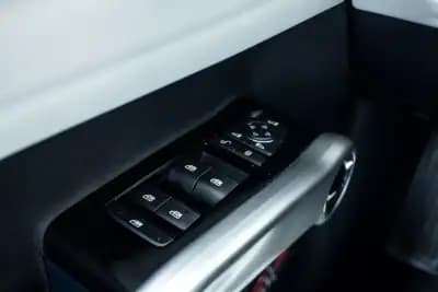 Vendo BYD Atto 3 2023 - 26990 EUR, 24998 km - AUTO.MOTO.pt