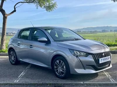 Vendo Peugeot 208 2021 - 17480 EUR, 43270 km - AUTO.MOTO.pt