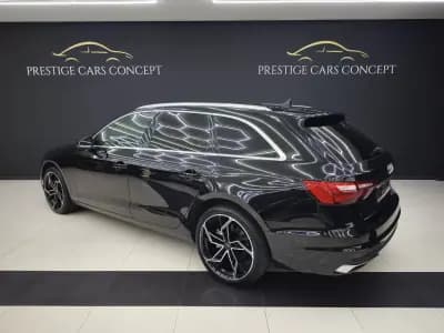 Vendo Audi A4 Avant 2020 - 26950 EUR, 165057 km - AUTO.MOTO.pt