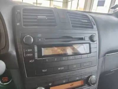 Sell Toyota Avensis SW 2009 - 9950 EUR, 243525 km - AUTO.MOTO.pt