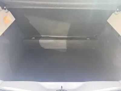 Vendo Renault Zoe 2016 - 8990 EUR, 85000 km - AUTO.MOTO.pt