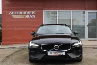 Vendo Volvo V60 2021 - 24990 EUR, 154000 km - AUTO.MOTO.pt