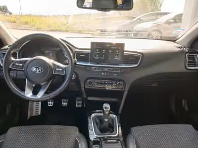 Vendo Kia Ceed SW 2019 - 13900 EUR, 72562 km - AUTO.MOTO.pt