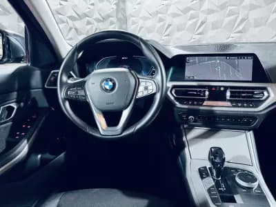 Vendo BMW 330 2020 - 32990 EUR, 101671 km - AUTO.MOTO.pt