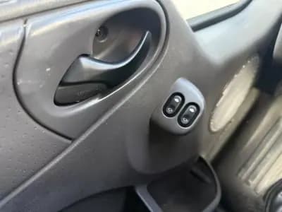 Sell Ford Transit 2000 - 5999 EUR, 360000 km - AUTO.MOTO.pt