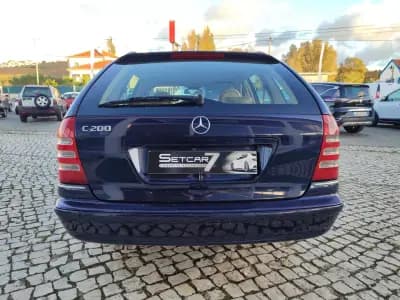 Vendo Mercedes-Benz C 200 2001 - 5900 EUR, 211000 km - AUTO.MOTO.pt
