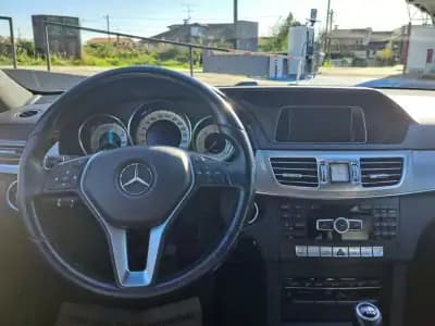 Sell Mercedes-Benz E 220 2014 - 18900 EUR, 213445 km - AUTO.MOTO.pt