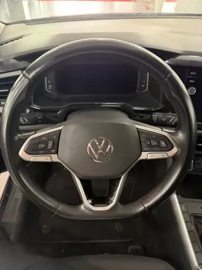 Vendo Volkswagen Polo 2022 - 16500 EUR, 80000 km - AUTO.MOTO.pt