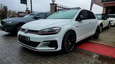 Vendo Volkswagen Golf 2017 - 22990 EUR, 113000 km - AUTO.MOTO.pt