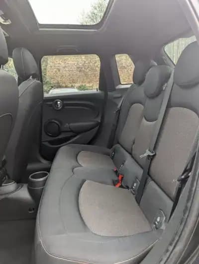 Vendo MINI 2019 - 17750 EUR, 135000 km - AUTO.MOTO.pt