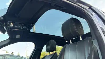Vendo Land Rover Range Rover Velar 2019 - 37650 EUR, 96521 km - AUTO.MOTO.pt