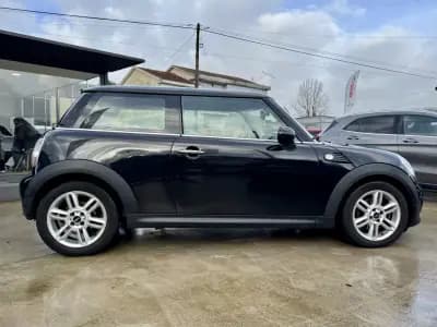 Vendo MINI Cooper 2012 - 9750 EUR, 170000 km - AUTO.MOTO.pt