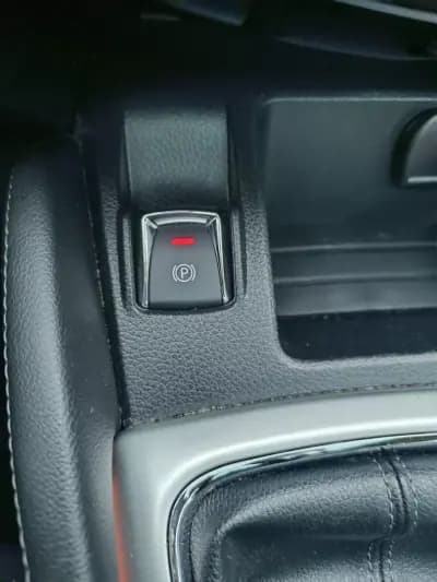 Vendo Nissan Qashqai 2016 - 12500 EUR, 183100 km - AUTO.MOTO.pt