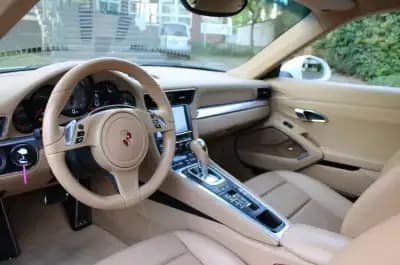 Vendo Porsche 911 2013 - 85750 EUR, 95500 km - AUTO.MOTO.pt