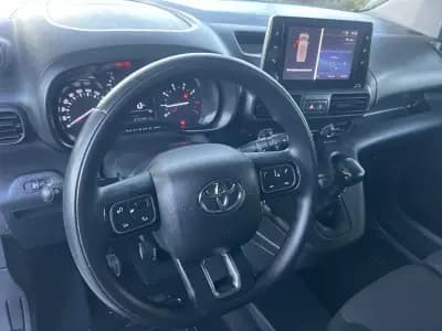 Vendo Toyota Proace 2024 - 16100 EUR, 75000 km - AUTO.MOTO.pt