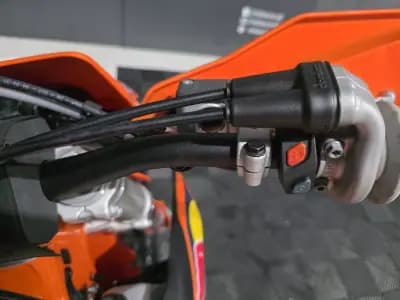 Sell KTM SX 450 F 2024 - 12999 EUR, 0 km - AUTO.MOTO.pt