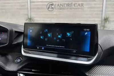 Vendo Peugeot 208 2022 - 14950 EUR, 40711 km - AUTO.MOTO.pt