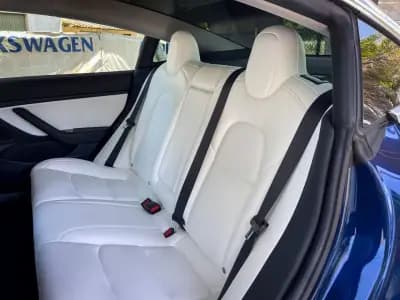 Sell Tesla Model 3 2019 - 28990 EUR, 85000 km - AUTO.MOTO.pt