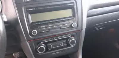 Vendo Volkswagen Golf 2010 - 4500 EUR, 458001 km - AUTO.MOTO.pt