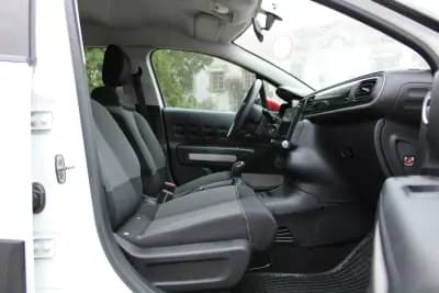 Vendo Citroën C3 2016 - 10990 EUR, 138000 km - AUTO.MOTO.pt