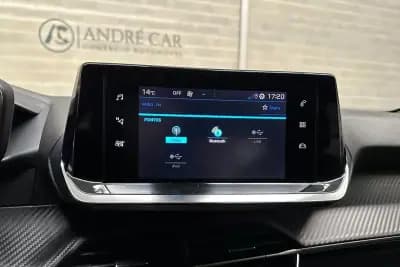 Vendo Peugeot 2008 2023 - 16950 EUR, 58860 km - AUTO.MOTO.pt