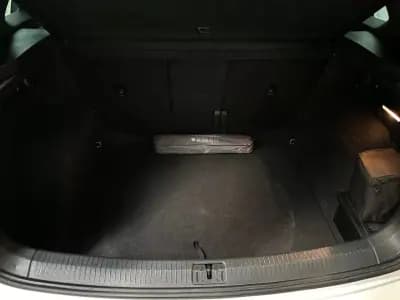 Vendo Volkswagen Tiguan 2020 - 31800 EUR, 97000 km - AUTO.MOTO.pt